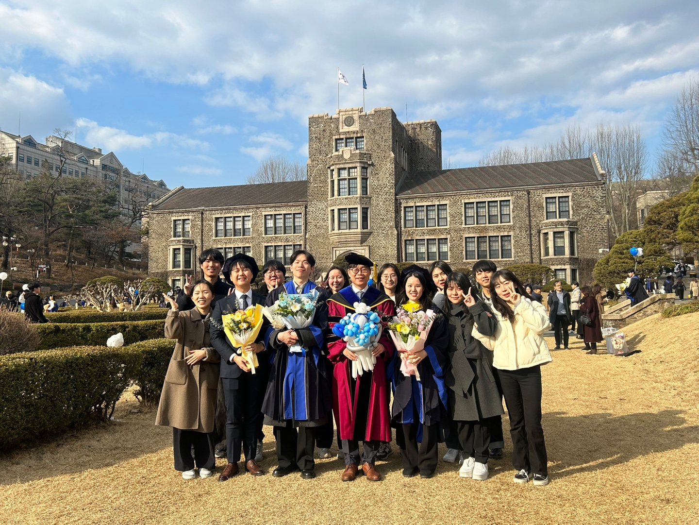 2024년 학위수여식 - 김아현, 윤지우 (석사), 유병우, 차순혁 (학사) 졸업